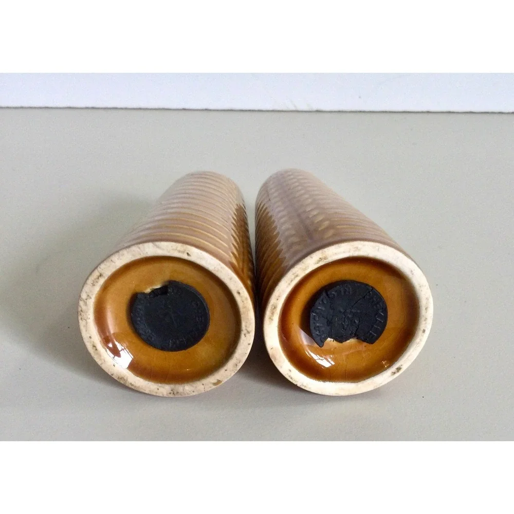 Vintage Ceramic Wheat Salt and Pepper Shakers Honey Brown Glaze‎ Mid Century
